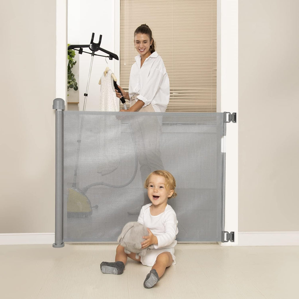 Momcozy Retractable Baby Gate 140 cm