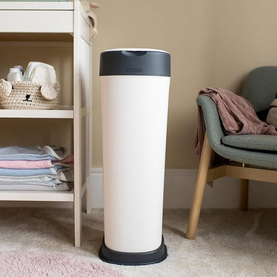 Tommee Tippee Twist and Click XL Nappy Bin, with x1 Refill Cassette